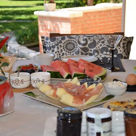 Melograno Mc Bed & Breakfast 4*