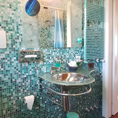 Melograno Mc Bed and breakfast 4*