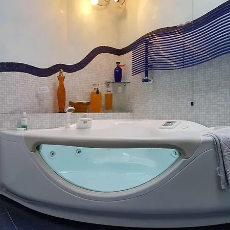 Bed and breakfast Melograno Mc 4*