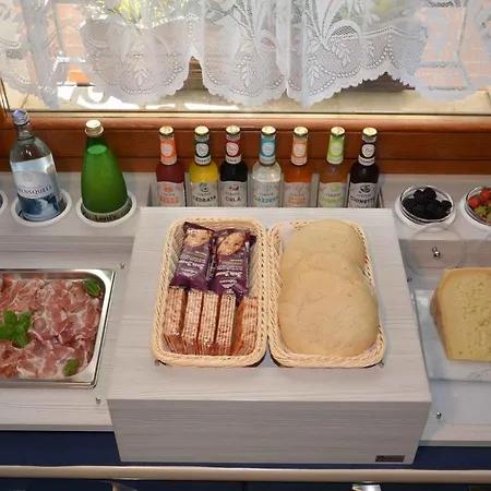 Melograno Mc Bed & Breakfast 4*