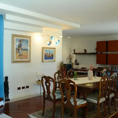 Bed & Breakfast Melograno Mc 4*